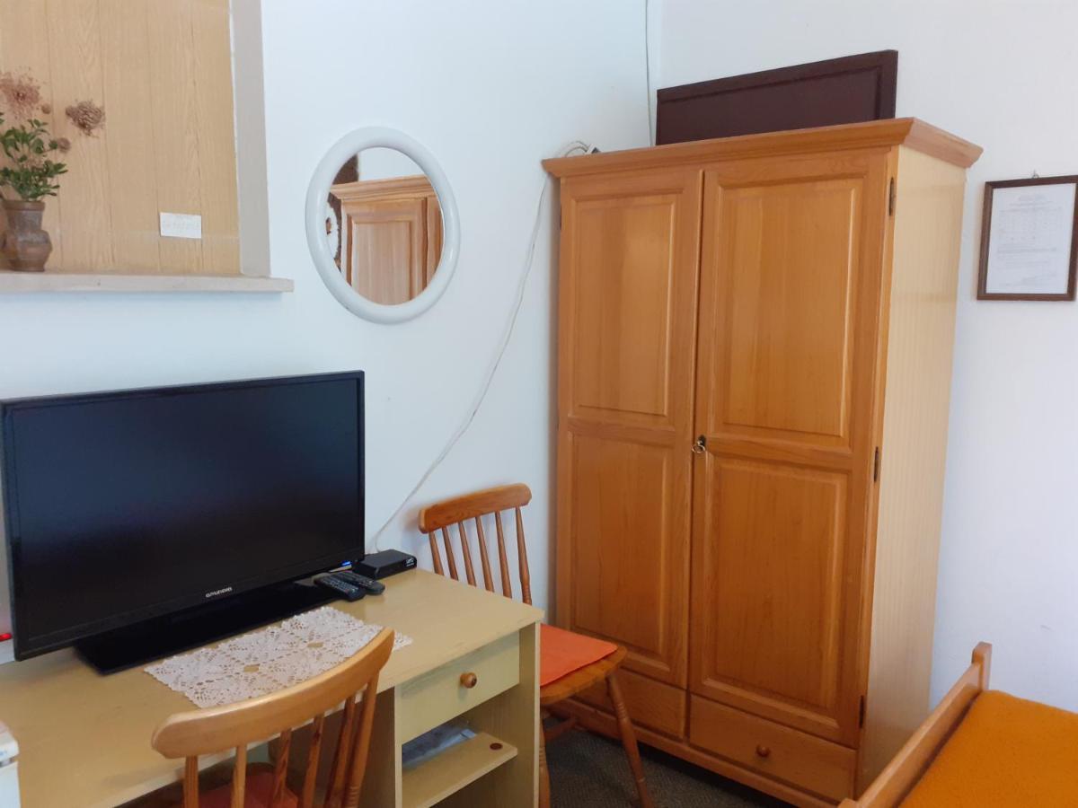 Apartment Simunec Malinska Dış mekan fotoğraf